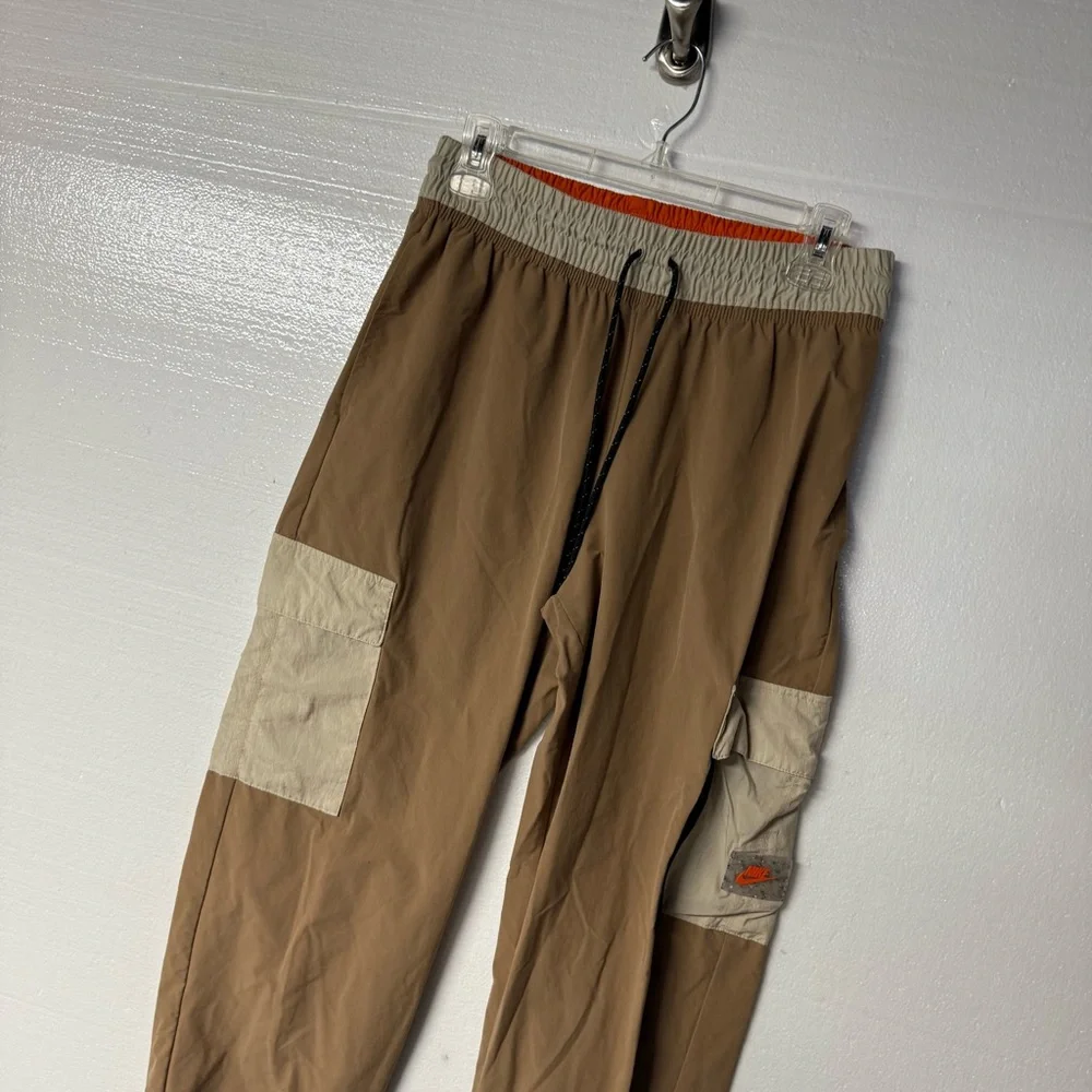 Nike Sportswear Cargo Pants Women Small Woven Beige Mid Rise Logo Drawstring
